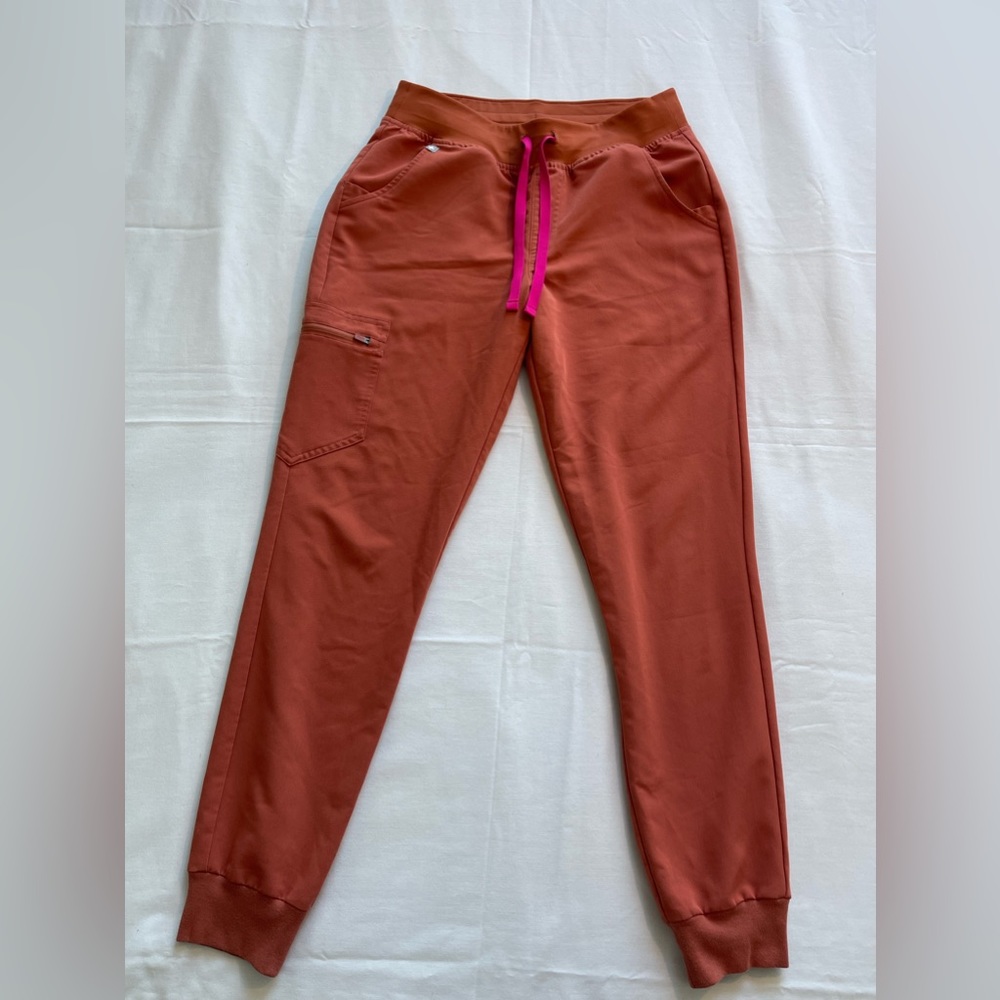 Figs Women's Orange Peach Professional Work Soft Jogger Pants Size Small